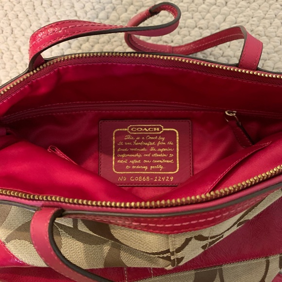 Coach Signature Collection Shoulder Bag - Picture 3 of 3